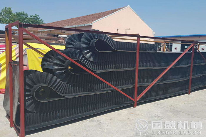 Ƥ���Cȱ�ݸ��M